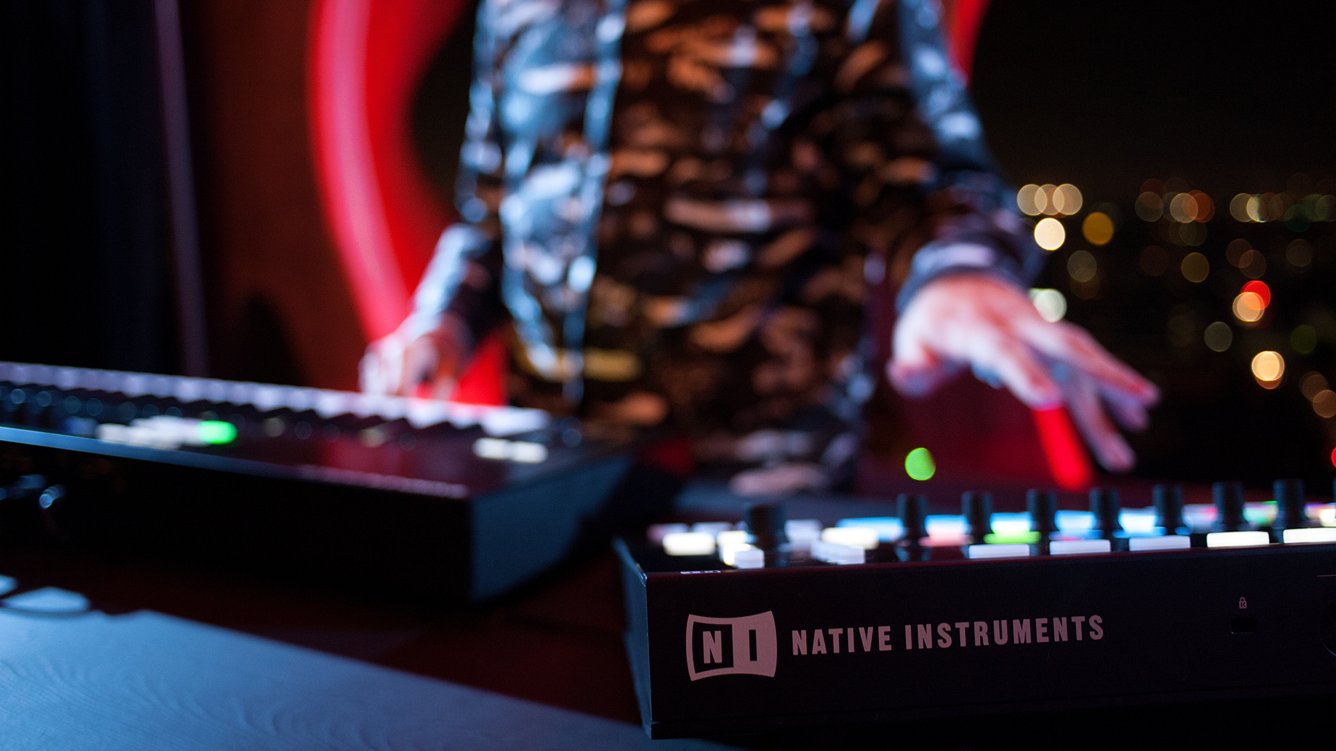 Close-up shot of Mark de Clive-Low performing with Native Instruments Maschine Studio